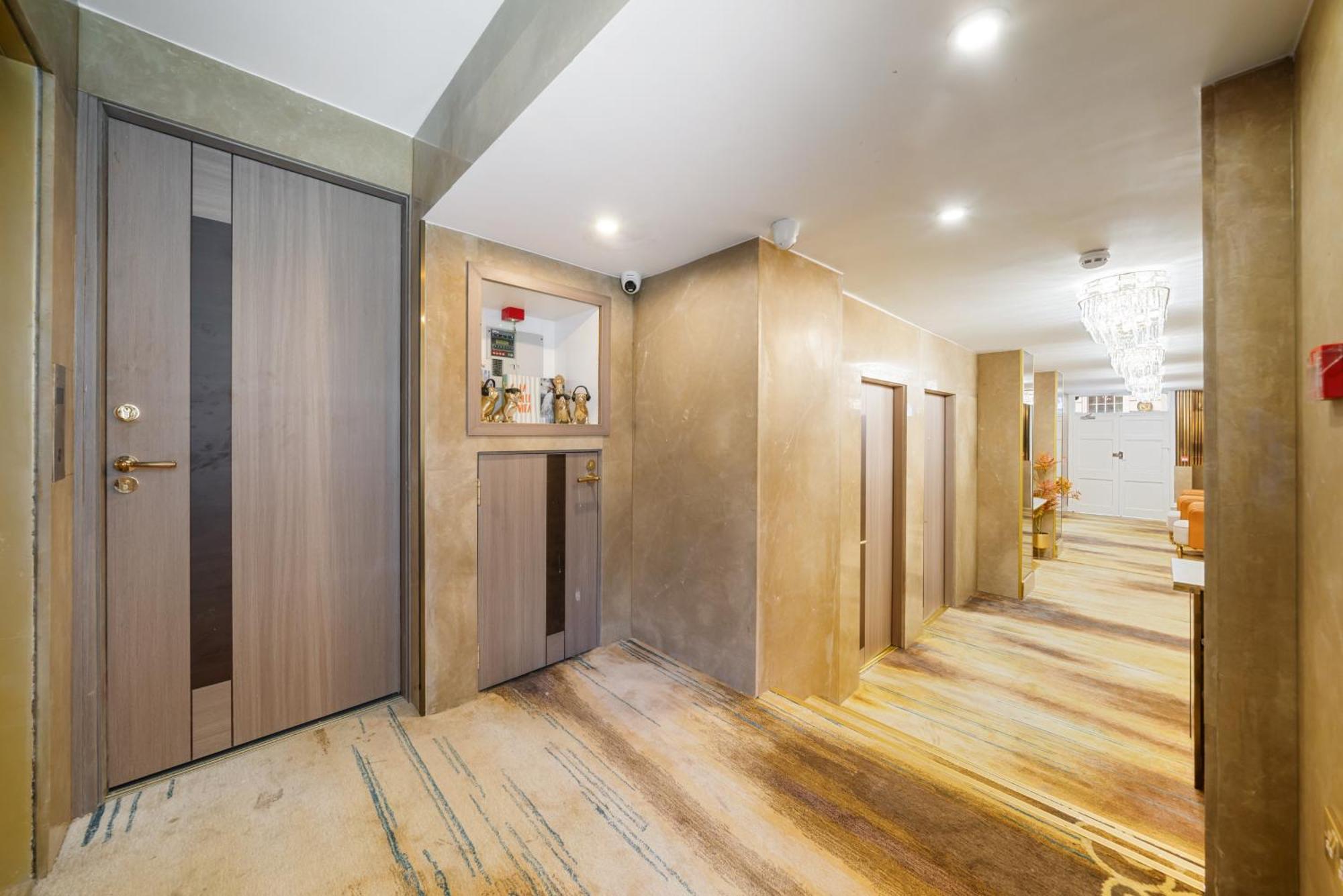 Spectacular 3 Bedroom Penthouse With Private Terrace In Prestigious Mayfair H13 Apartment London